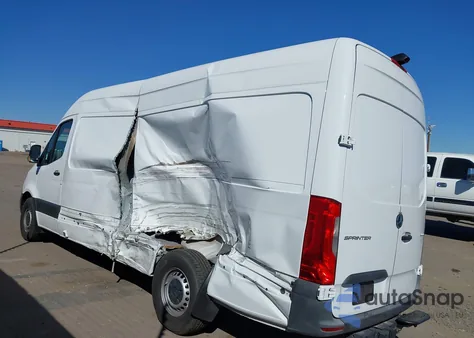 2022 Mercedes-Benz Sprinter 2500 High Roof I4 from USA, damaged, VIN W1Y40CHY0NT113610